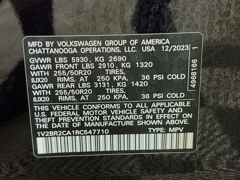 Used 2024 Volkswagen Atlas SEL AWD/4WD image 36