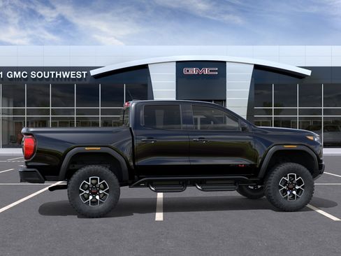 New 2026 GMC Canyon AT4X w/ LPO, Black Badging Package AWD/4WD image 29