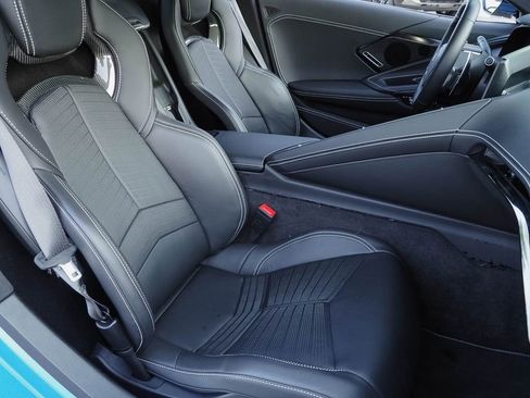 Used 2024 Chevrolet Corvette Stingray Premium Conv w/ Stealth Interior Trim Package RWD image 17