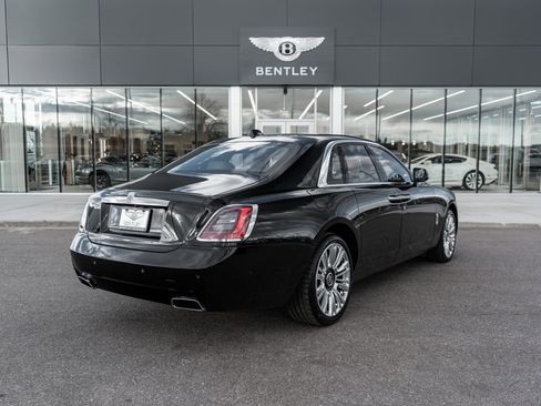 Used 2022 Rolls-Royce Ghost w/ Ghost Package image 3