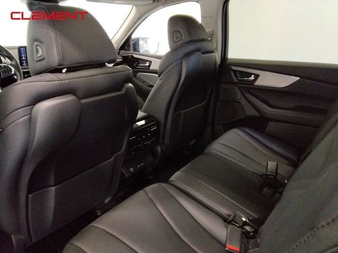 Used 2025 Acura MDX FWD image 29