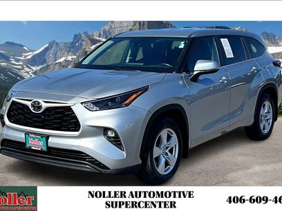 Used 2024 Toyota Highlander LE