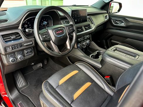 Used 2024 GMC Yukon AT4 w/ Technology Package image 13