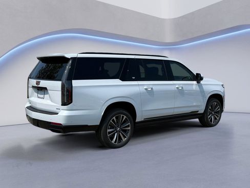 New 2026 Cadillac Escalade ESV Sport AWD/4WD image 3