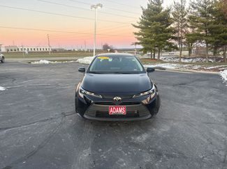 Used 2023 Toyota Corolla LE video 2