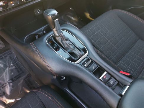 Used 2023 Honda HR-V Sport image 25