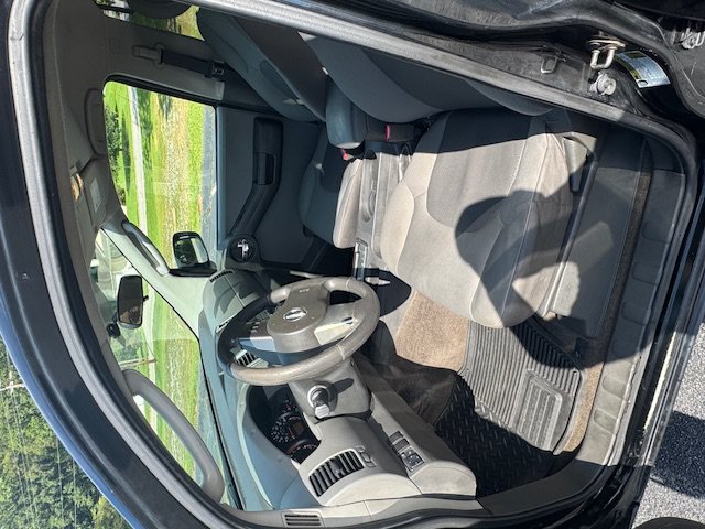 Used 2012 Nissan Xterra S RWD image 3