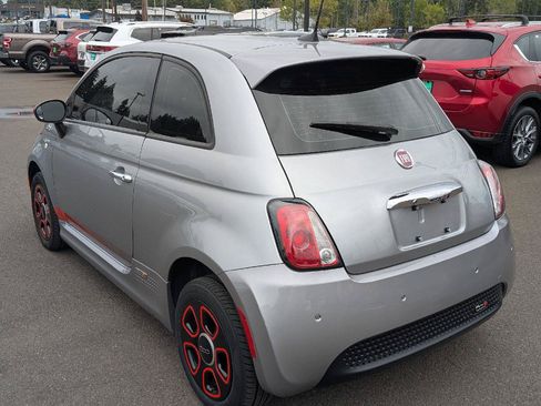 Used 2018 FIAT 500 e w/ Esport Package FWD image 3