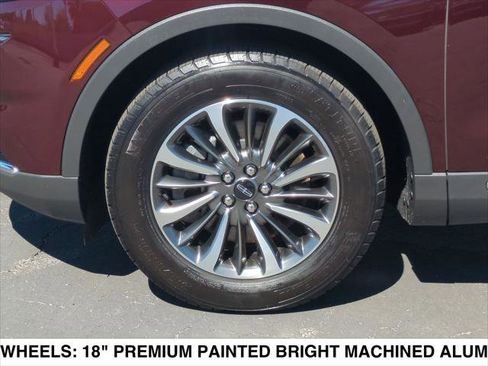 Certified 2022 Lincoln Nautilus Reserve image 9