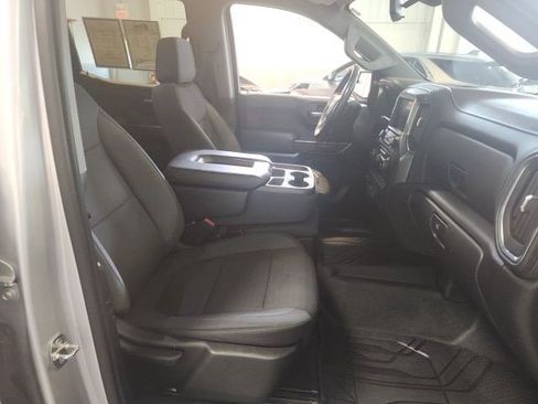 Certified 2022 Chevrolet Silverado 1500 RST AWD/4WD image 16