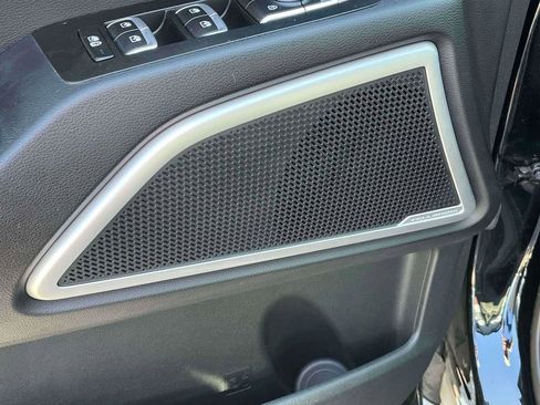 Used 2020 Kia Telluride EX w/ EX Premium Package FWD image 17