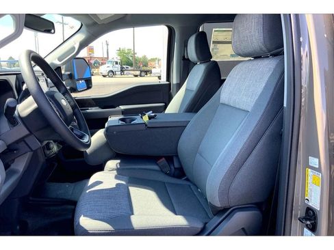 New 2026 Ford F250 XLT w/ XLT Premium Package AWD/4WD image 10