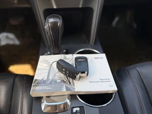Used 2015 GMC Terrain Denali FWD image 33