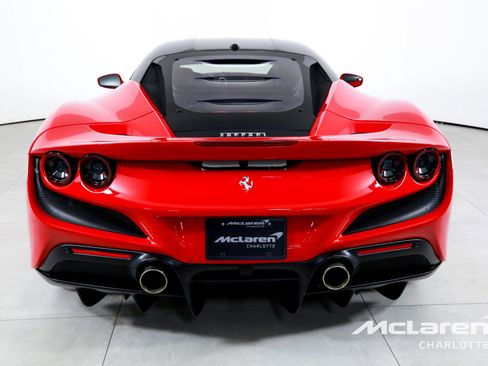 Used 2020 Ferrari F8 Tributo RWD image 7