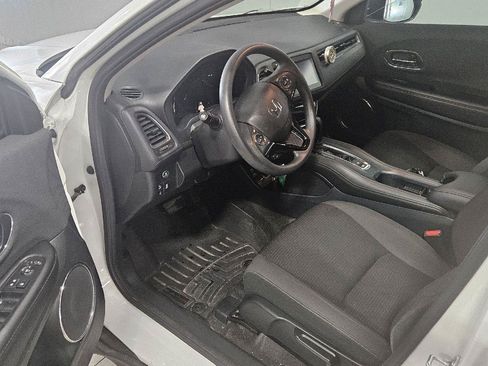 Used 2022 Honda HR-V EX image 4