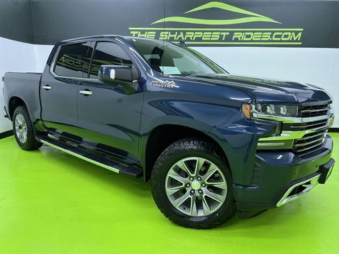 Used 2019 Chevrolet Silverado 1500 High Country w/ Technology Package AWD/4WD image 1