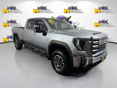 Used 2024 GMC Sierra 2500 SLE AWD/4WD image 3
