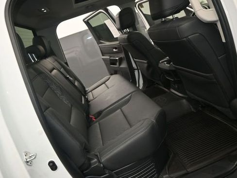 Used 2024 Toyota Tundra Limited AWD/4WD image 17