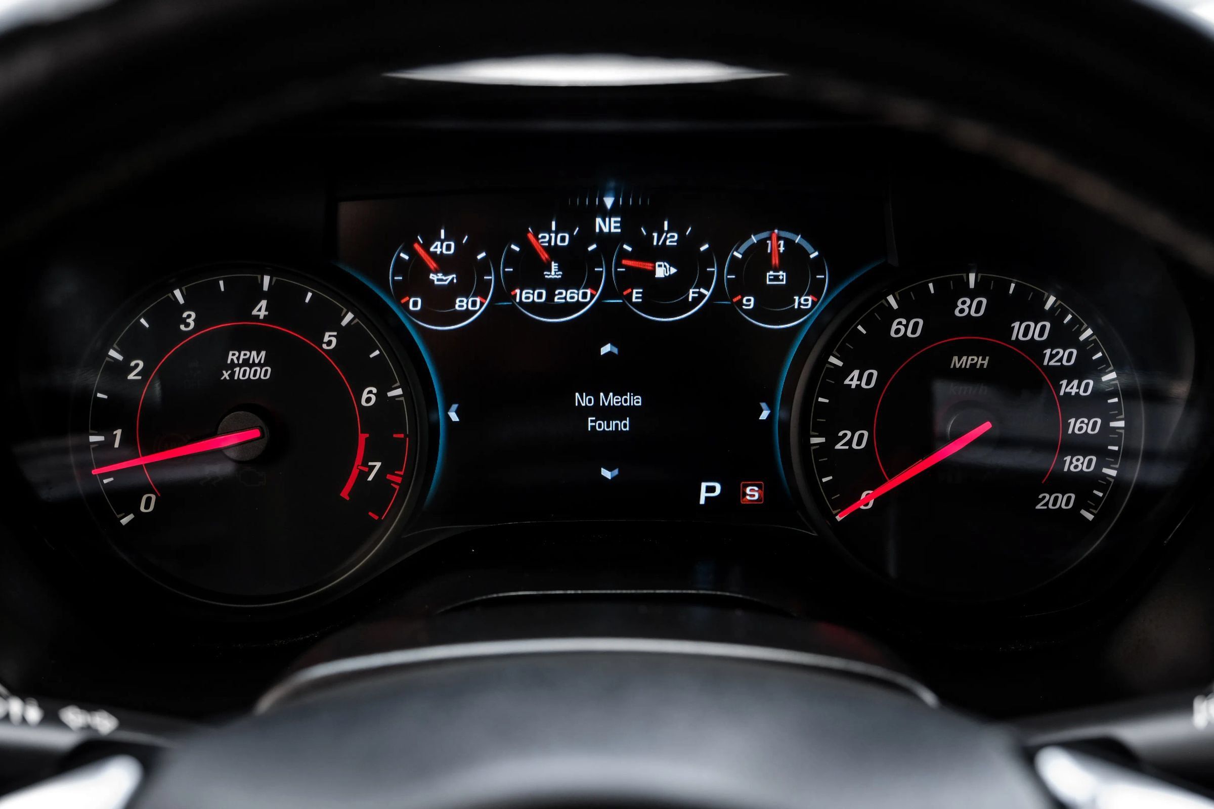 Used 2016 Chevrolet Camaro SS RWD image 21
