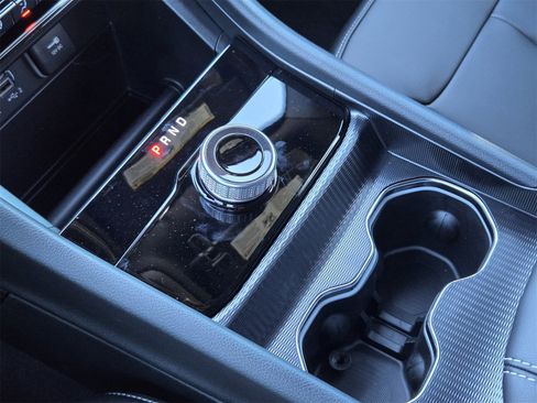 New 2025 Jeep Grand Cherokee Limited w/ Black Appearance Package image 19