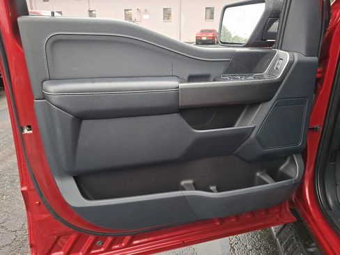 Used 2022 Ford F150 XLT w/ Equipment Group 302A High AWD/4WD image 12
