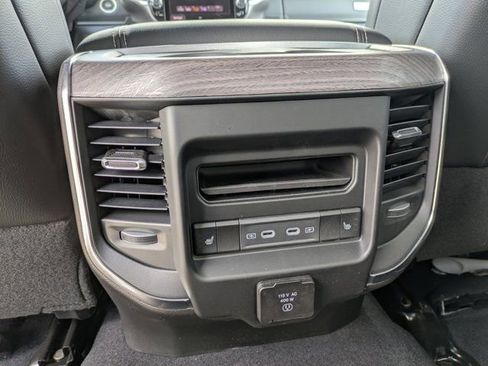 New 2026 RAM 2500 Laramie AWD/4WD image 14