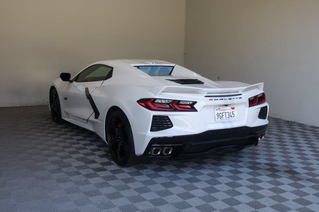 Used 2023 Chevrolet Corvette Stingray Premium Conv w/ Z51 Performance Package RWD image 7