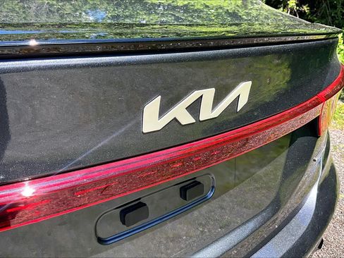 Used 2023 Kia Forte GT-Line FWD image 31