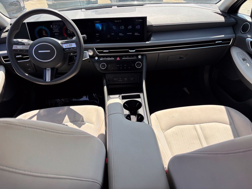 Used 2025 Hyundai Sonata SEL FWD image 13