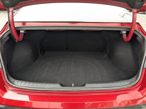 Used 2025 Hyundai Elantra SEL image 24