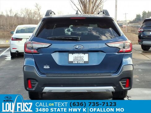 Used 2022 Subaru Outback Limited image 29