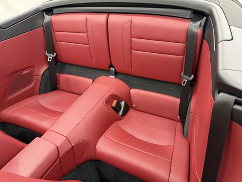 Certified 2024 Porsche 911 Carrera GTS RWD image 23