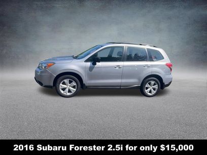 Used 2016 Subaru Forester 2.5i w/ Alloy Wheel Package