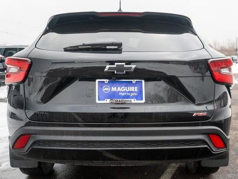 Used 2024 Chevrolet Trax RS w/ Driver Confidence Package image 7