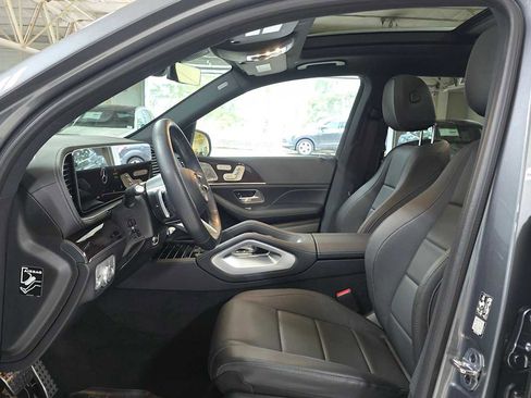 Certified 2025 Mercedes-Benz GLS 450 4MATIC image 20