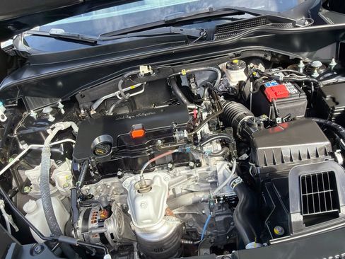 Certified 2024 Honda HR-V LX image 34