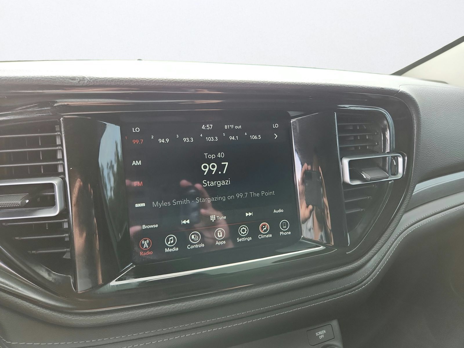 Used 2022 Dodge Durango SXT AWD/4WD image 31