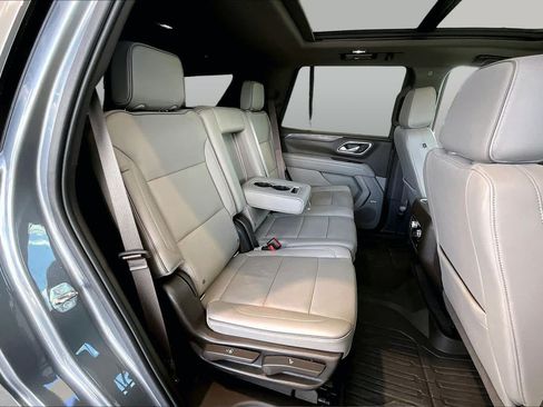 Used 2021 GMC Yukon SLT w/ SLT Premium Package AWD/4WD image 21