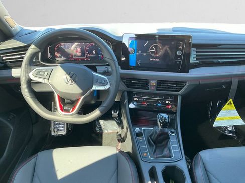 New 2026 Volkswagen Jetta GLI Autobahn FWD image 10