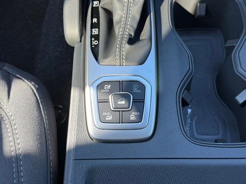 New 2026 Nissan Frontier SV w/ Tow Package image 27