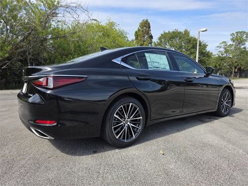 New 2025 Lexus ES 350 w/ Premium Package image 3
