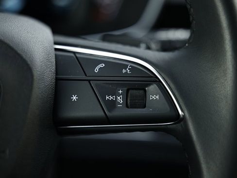 Certified 2025 Audi Q3 2.0T Premium w/ Convenience Package image 34