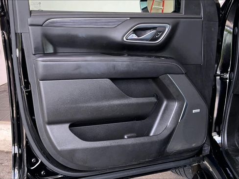 Used 2021 GMC Yukon SLT w/ SLT Luxury Plus Package RWD image 22