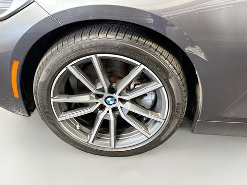 Used 2021 BMW 330i xDrive Sedan w/ Driving Assistance Package AWD/4WD image 38