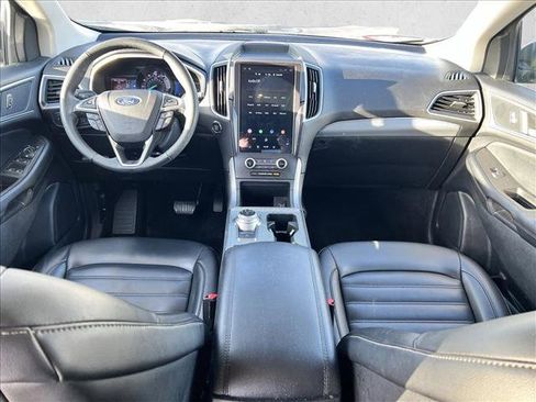 Used 2021 Ford Edge SEL w/ Convenience Package image 17