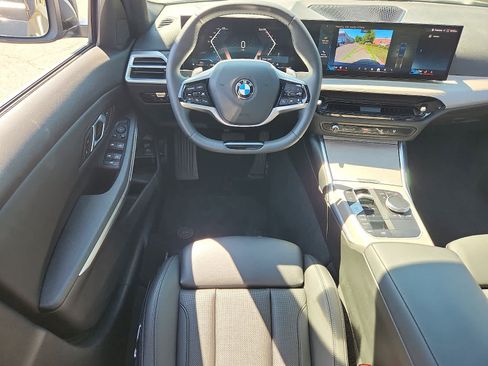 Used 2025 BMW 330i xDrive Sedan AWD/4WD image 12