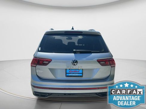 Used 2024 Volkswagen Tiguan SE R-Line image 4