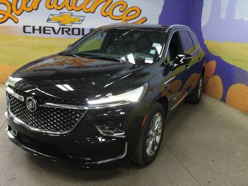 Used 2023 Buick Enclave Avenir w/ Avenir Technology Package AWD/4WD image 4