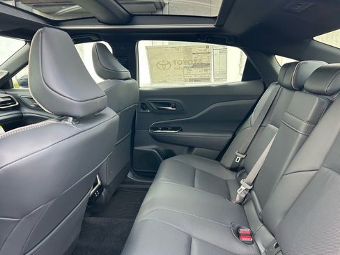 New 2026 Toyota Crown Platinum image 12