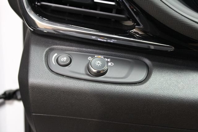 Certified 2025 Buick Envista Avenir FWD image 15
